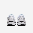 Tênis Nike P-6000